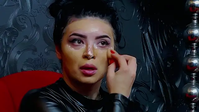 DevashaQueenX online show from 20, 4, 2026