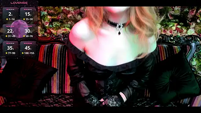 Snapshot of EllieMori chatting on 3, 11, 2025 EllieMori online show from 3, 11, 2025