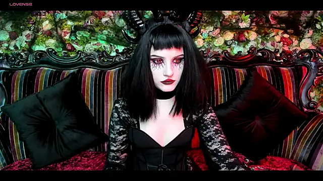 Snapshot of EllieMori chatting on 31, 10, 2025 EllieMori online show from 31, 10, 2025