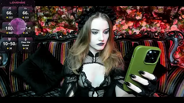 Snapshot of EllieMori chatting on 1, 11, 2025 EllieMori online show from 1, 11, 2025