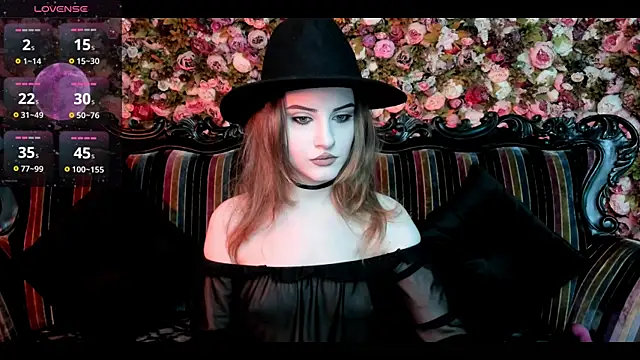 Snapshot of EllieMori chatting on 23, 11, 2025 EllieMori online show from 23, 11, 2025