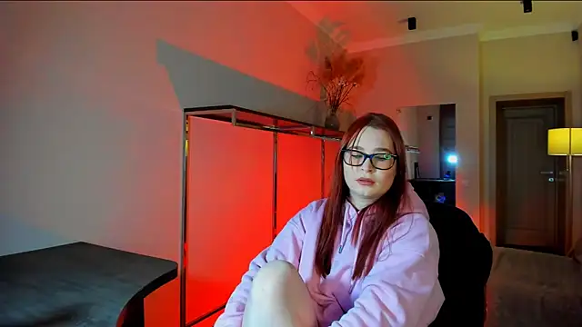 Snapshot of Meri_Cutte chatting on 2, 2, 2026 Meri Cutte online show from 2, 2, 2026