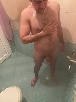 Snapshot of Cruel00 chatting on 18, 11, 2025 Cruel00 online show from 18, 11, 2025