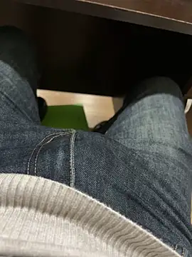 Snapshot of Cruel00 chatting on 5, 11, 2025 Cruel00 online show from 5, 11, 2025