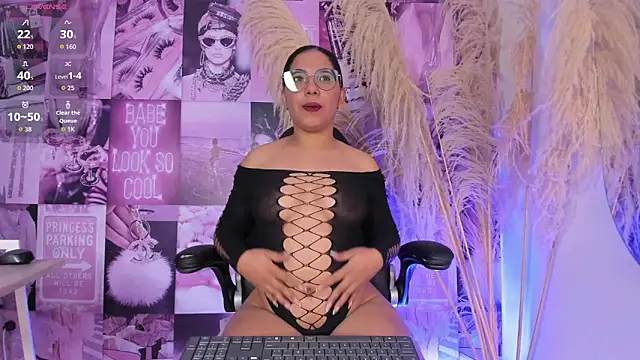 Snapshot of iSofiaass chatting on 14, 5, 2026 iSofiaass online show from 14, 5, 2026