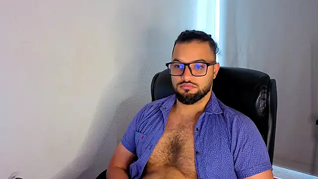 Snapshot of Ernesto-Rodriguez82 chatting on 27, 5, 2026 Ernesto-Rodriguez82 online show from 27, 5, 2026