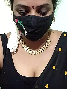 Snapshot of yoga-mithraa chatting on 24, 9, 2025 yoga-mithraa online show from 24, 9, 2025