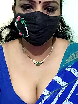 Snapshot of yoga-mithraa chatting on 2, 10, 2025 yoga-mithraa online show from 2, 10, 2025