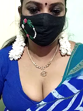 Snapshot of yoga-mithraa chatting on 8, 9, 2025 yoga-mithraa online show from 8, 9, 2025