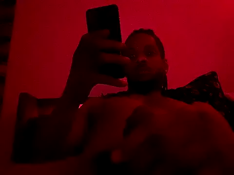 Snapshot of Taydagr8 chatting on 22, 11, 2025 Taydagr8 online show from 22, 11, 2025