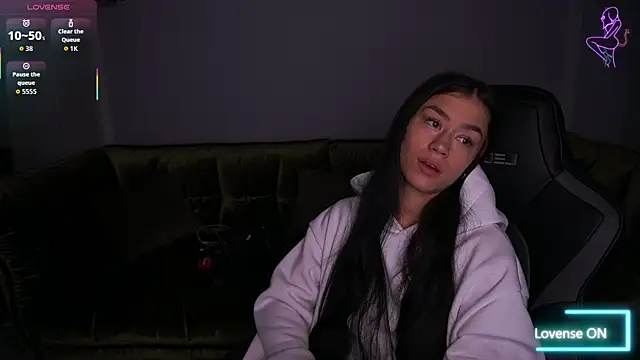 FataleNellie online show from 1, 12, 2025