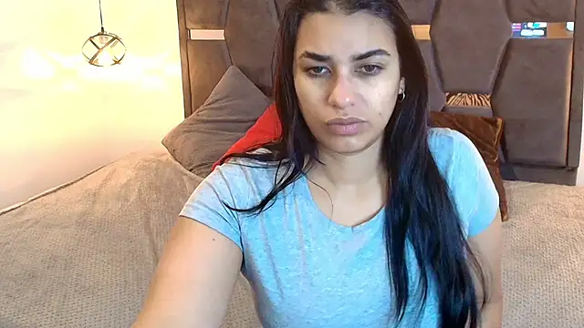 Lia Blake  online show from 14, 4, 2026