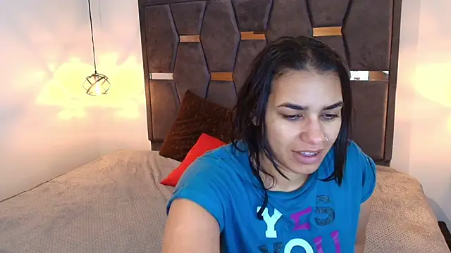 Lia Blake  online show from 6, 4, 2026