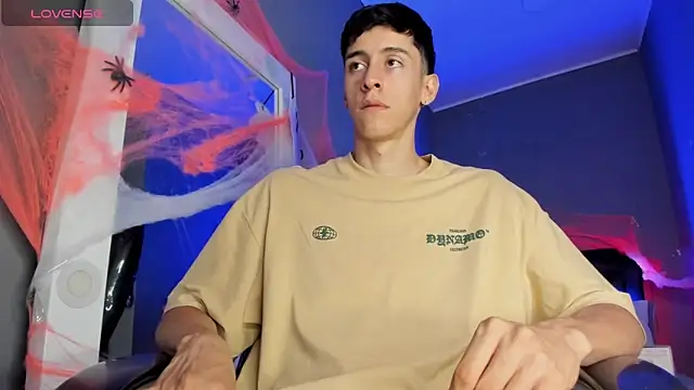 Snapshot of Jhon_snow22 chatting on 28, 10, 2025 Jhon snow22 online show from 28, 10, 2025