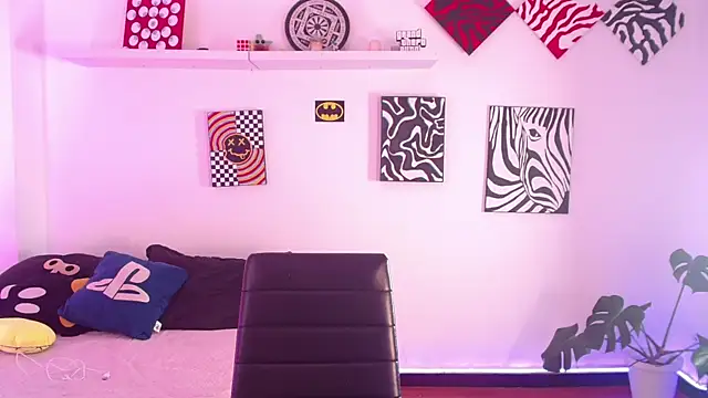 missweetpeach online show from 6, 11, 2025