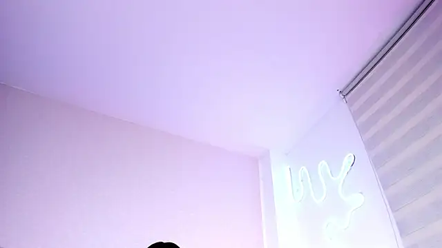 missweetpeach online show from 3, 10, 2025