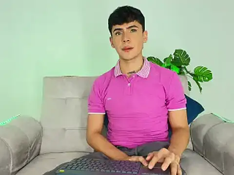 CamiiGuzmanX online show from 22, 9, 2025