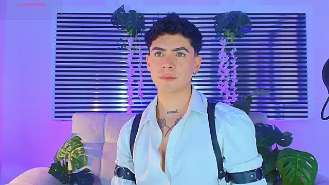 CamiiGuzmanX online show from 25, 6, 2026