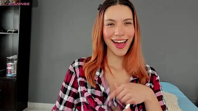 AntonellaaRossii online show from 15, 9, 2025