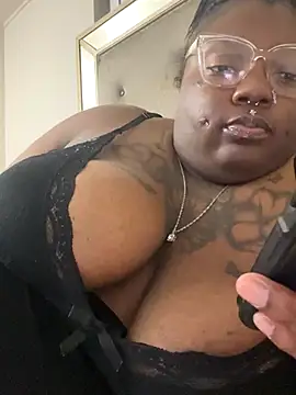 QueenJaya 876 online show from 7, 10, 2025