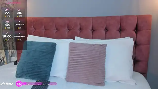 Snapshot of Tania_77_ chatting on 24, 11, 2025 Tania 77 online show from 24, 11, 2025