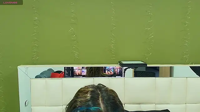 Snapshot of gisell_gomez chatting on 22, 10, 2025 gisell gomez online show from 22, 10, 2025