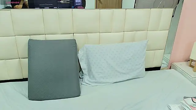 Snapshot of gisell_gomez chatting on 14, 11, 2025 gisell gomez online show from 14, 11, 2025