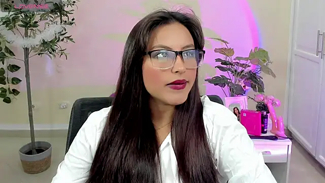 Cameroon-Diaz online show from 13, 3, 2026