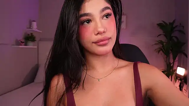 barbaramarmol online show from 9, 11, 2025