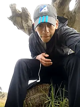 Thomasjons  online show from 7, 11, 2025