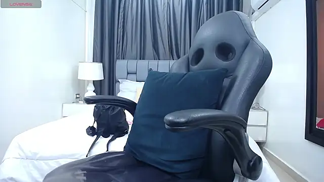 Snapshot of kairadayamai chatting on 21, 4, 2026 kairadayamai online show from 21, 4, 2026