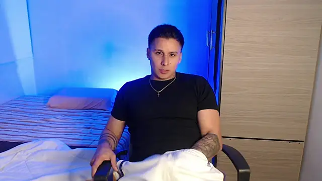 Snapshot of valentinosex1 chatting on 16, 2, 2026 valentinosex1 online show from 16, 2, 2026