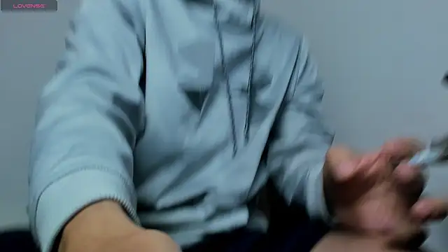 axel davis  online show from 20, 12, 2025