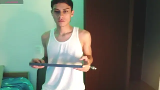 axel davis  online show from 12, 10, 2025