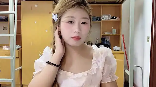 Snapshot of xiaoyan1314 chatting on 10, 9, 2025 xiaoyan1314 online show from 10, 9, 2025