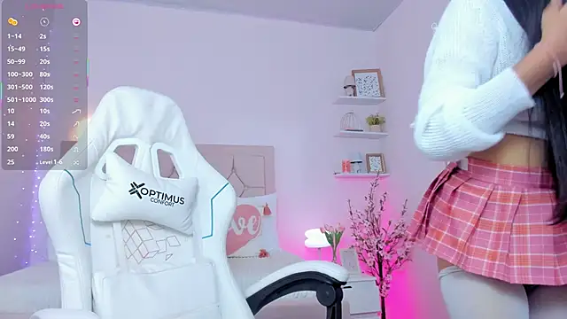 kim dreams18 online show from 22, 9, 2025