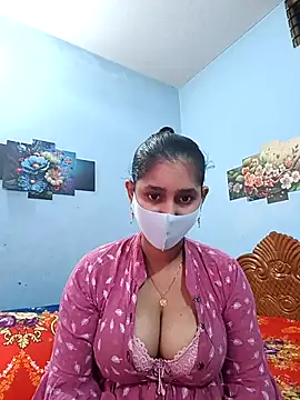 Cute Faria online show from 2, 3, 2026