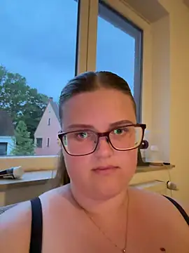 Snapshot of CurvyPaar2 chatting on 19, 5, 2026 CurvyPaar2 online show from 19, 5, 2026