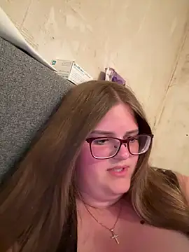 Snapshot of CurvyPaar2 chatting on 5, 5, 2026 CurvyPaar2 online show from 5, 5, 2026