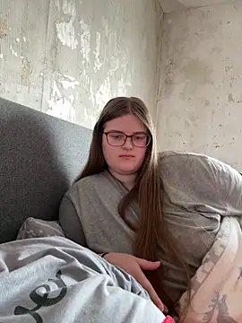 CurvyPaar2 online show from 18, 2, 2026