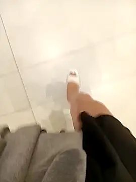 Jessical--Li online show from 21, 10, 2025