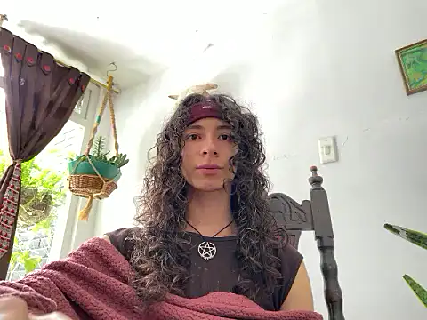 camille delrey online show from 5, 11, 2025