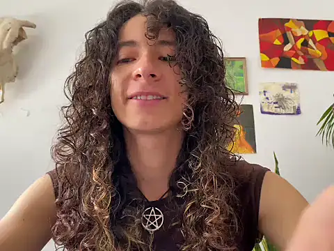 camille delrey online show from 4, 11, 2025