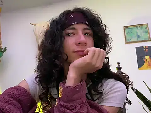 camille delrey online show from 11, 11, 2025