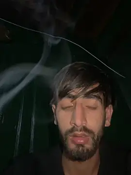 lyath3245 online show from 22, 4, 2026