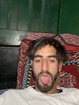 lyath3245 online show from 8, 4, 2026