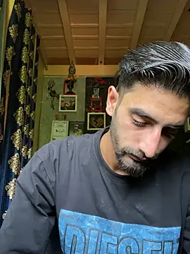 lyath3245 online show from 11, 6, 2026