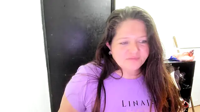 Snapshot of Daphne_girlsex chatting on 28, 4, 2026 Daphne girlsex online show from 28, 4, 2026