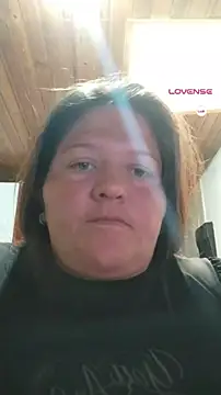 Snapshot of Daphne_girlsex chatting on 5, 7, 2026 Daphne girlsex online show from 5, 7, 2026
