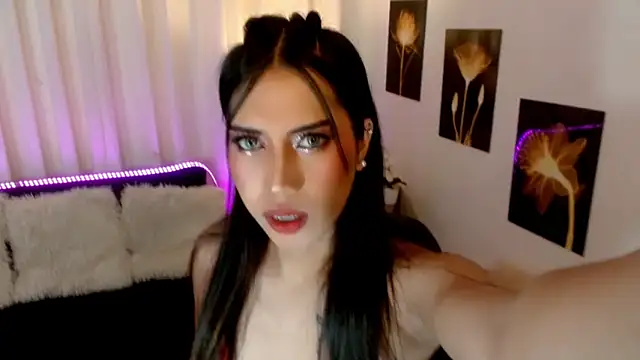 Sassy Suzuhime online show from 9, 10, 2025